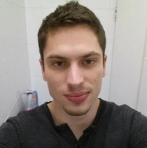 <em>James T., London, UK</em>